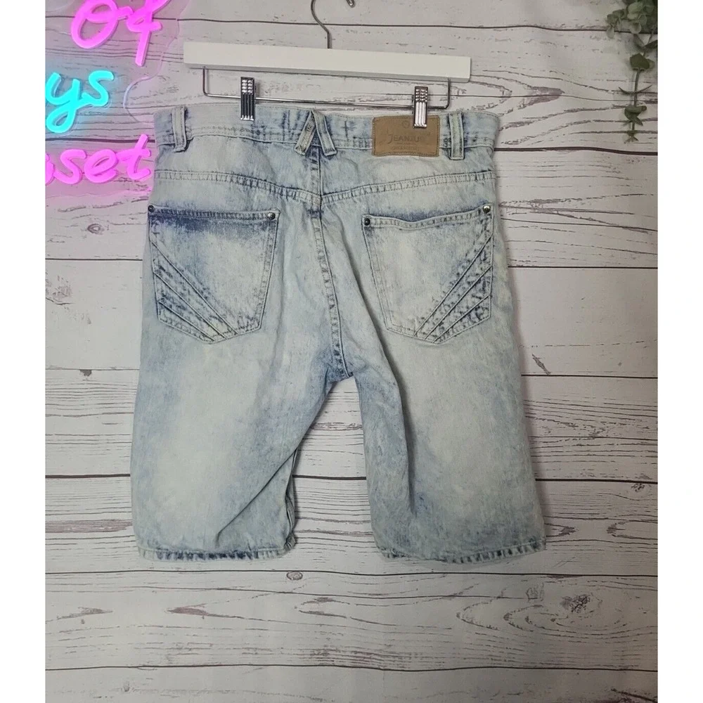 Jeanius Blue Denim Bermuda 100% Cotton Acid Wash Distressed Shorts Men's Size 34